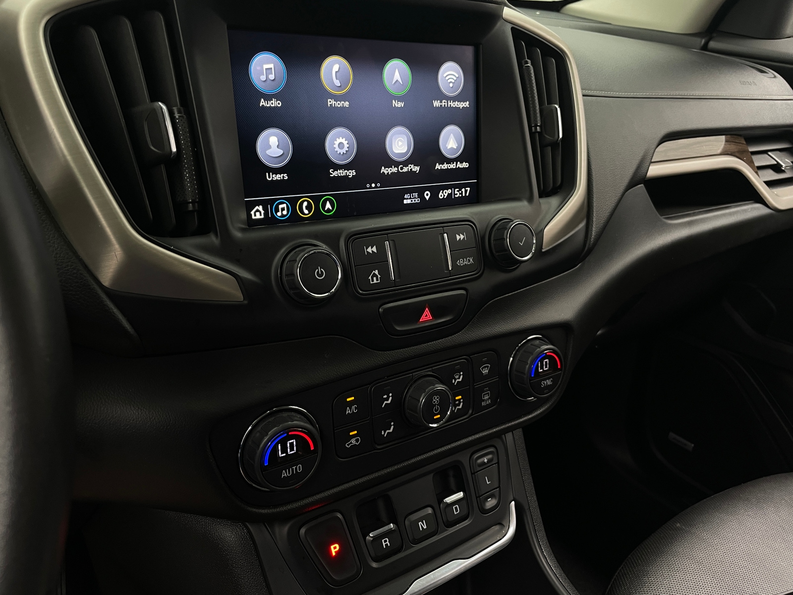 Thumbnail: 2020 GMC Terrain - 3