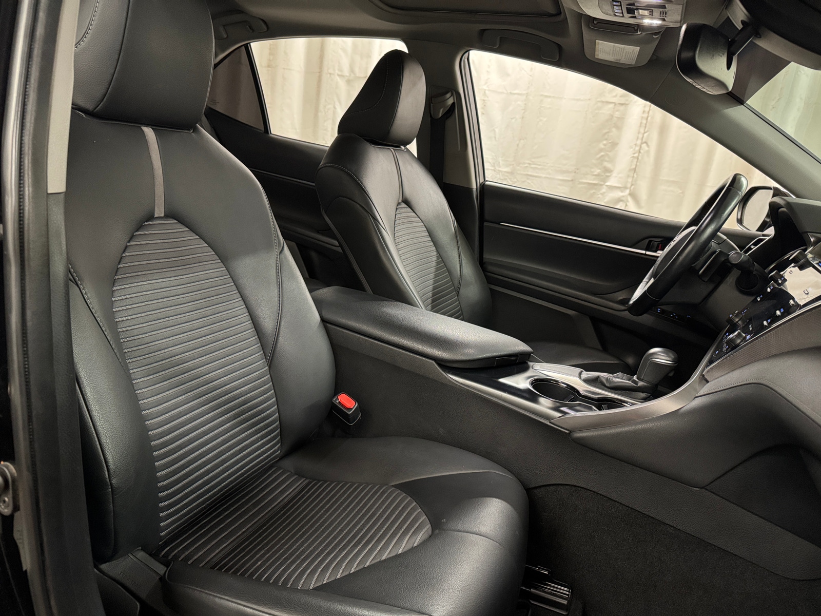 Thumbnail: 2018 Toyota Camry - 2