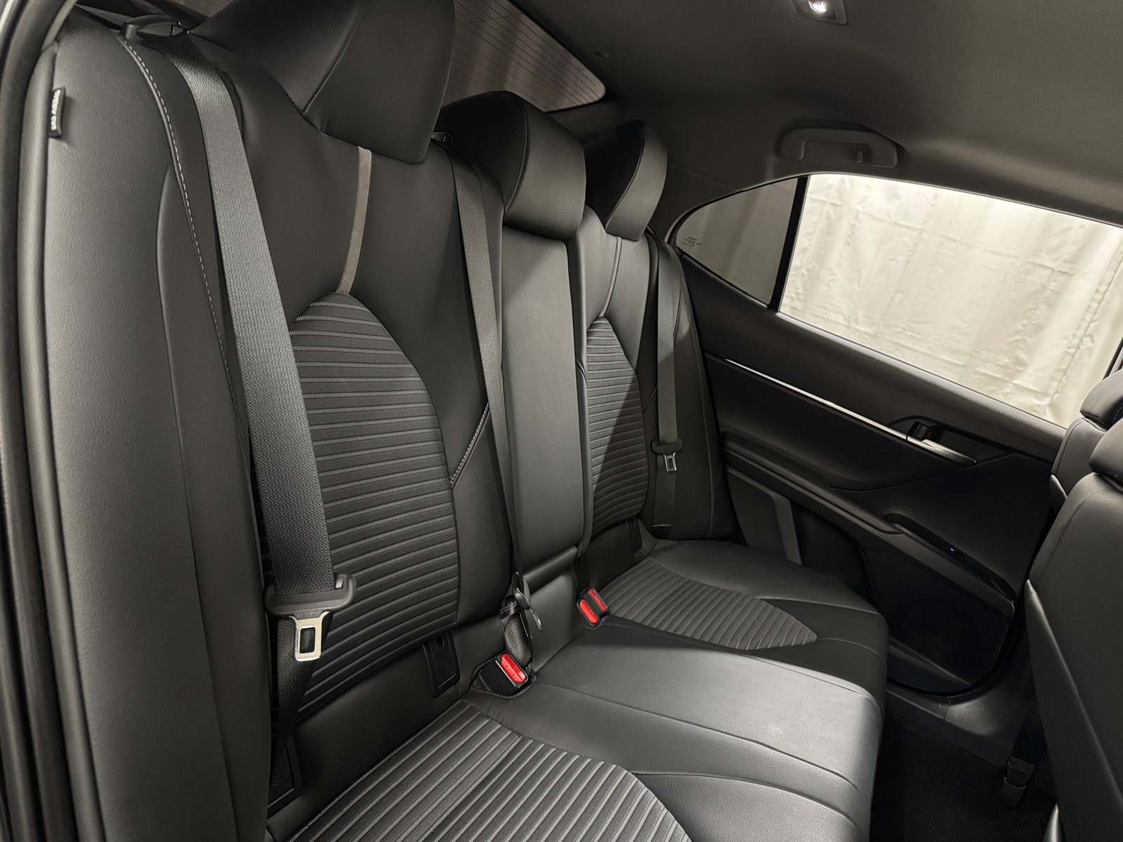 Thumbnail: 2018 Toyota Camry - 6