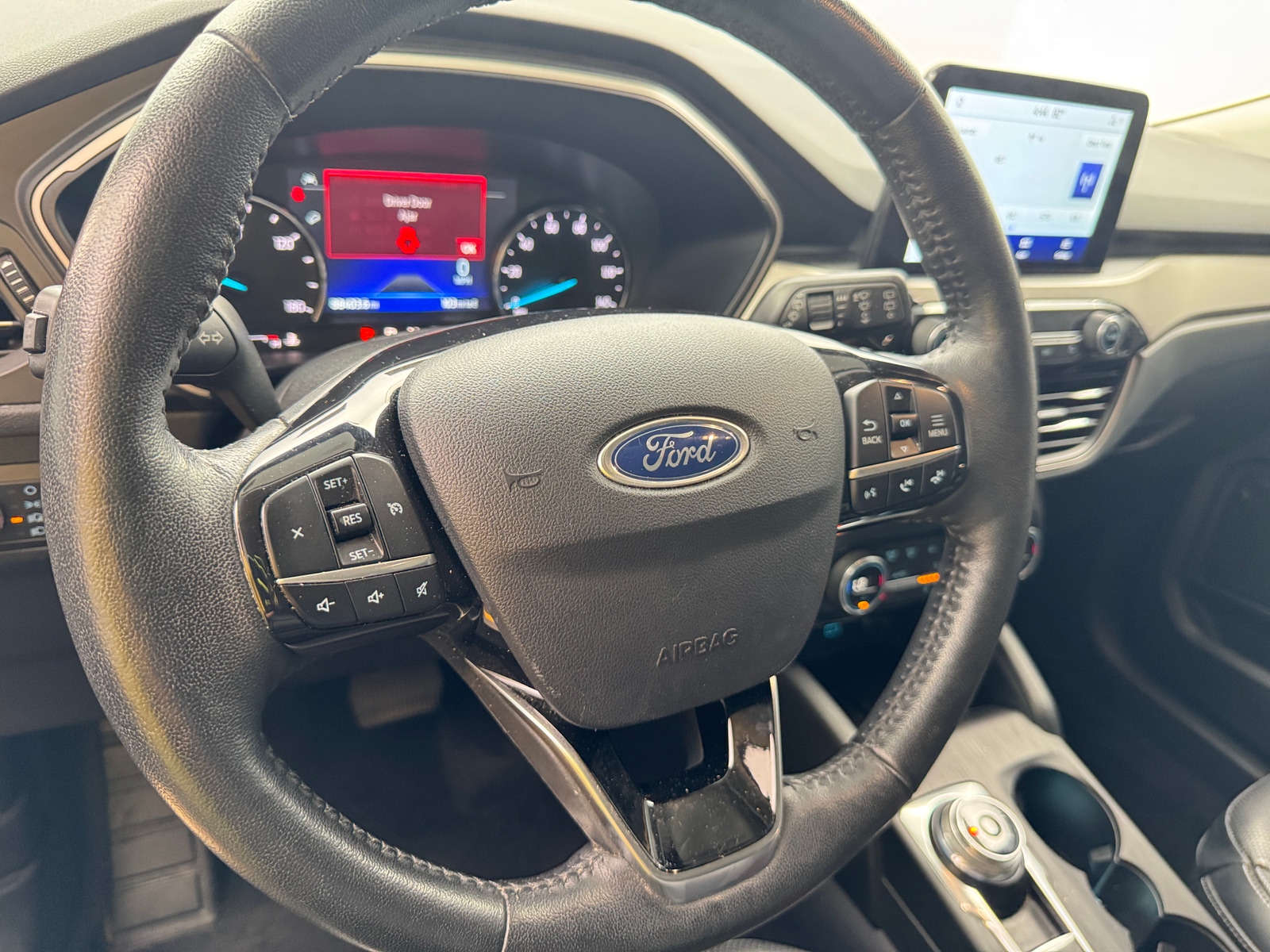 Thumbnail: 2021 Ford Escape - 4