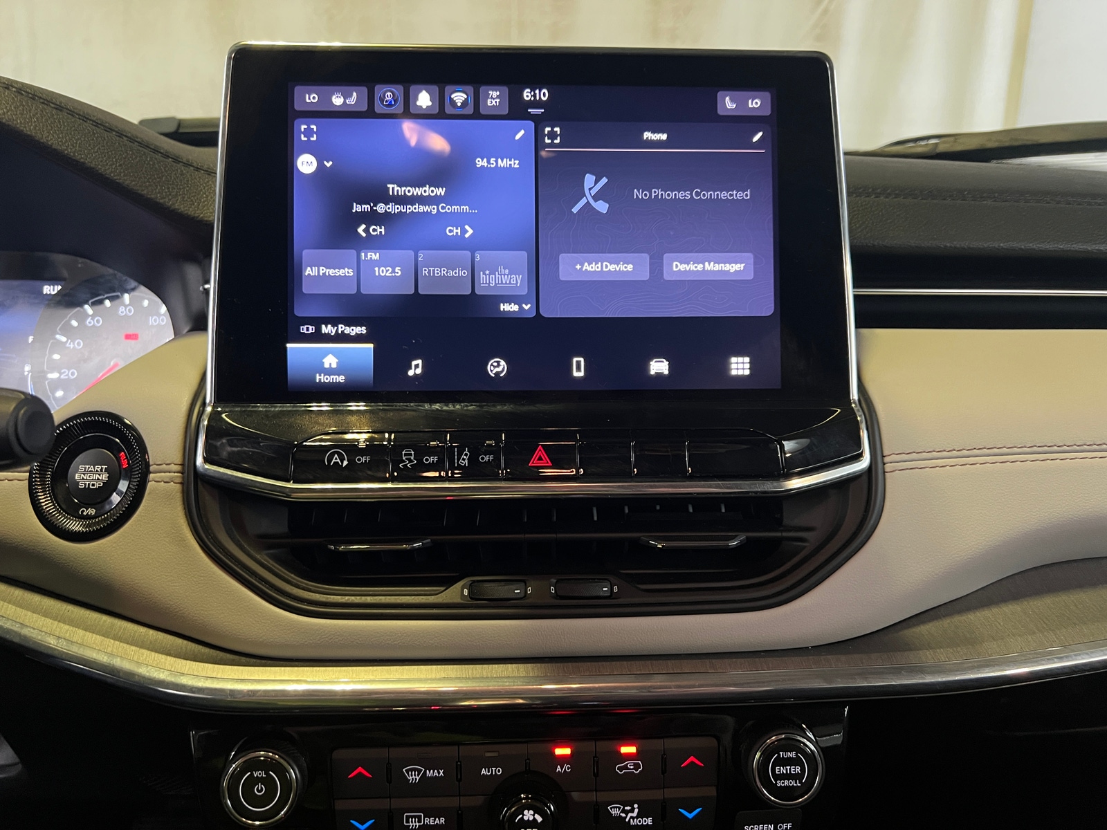 Thumbnail: 2022 Jeep Compass - 3