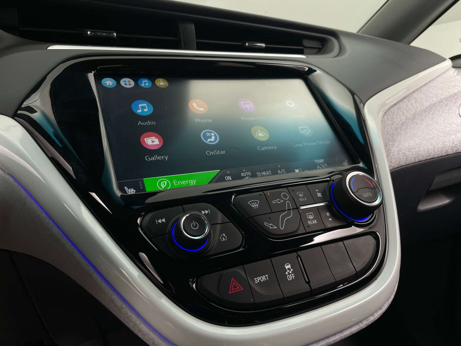 Thumbnail: 2021 Chevrolet Bolt EV - 3