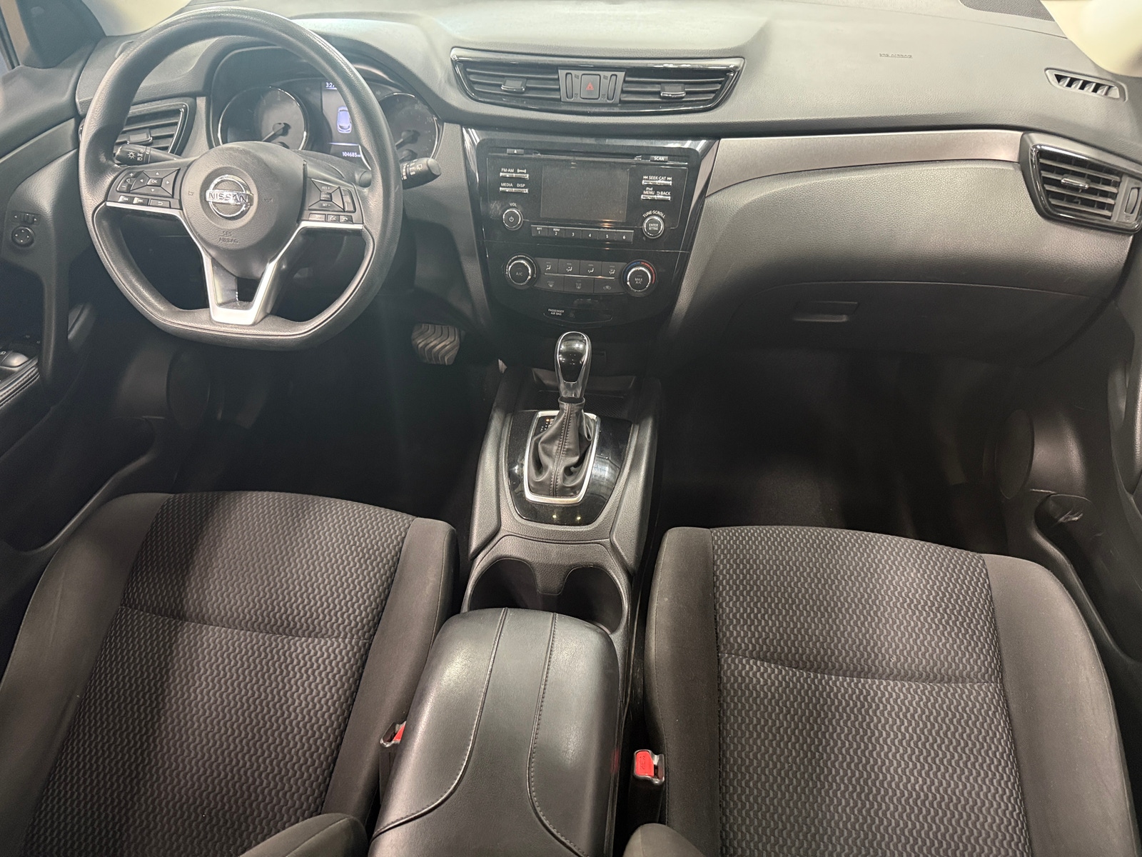 Thumbnail: 2018 Nissan Rogue Sport - 3