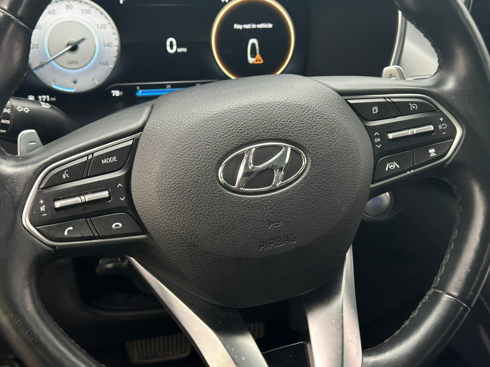 Thumbnail: 2021 Hyundai Santa Fe - 4