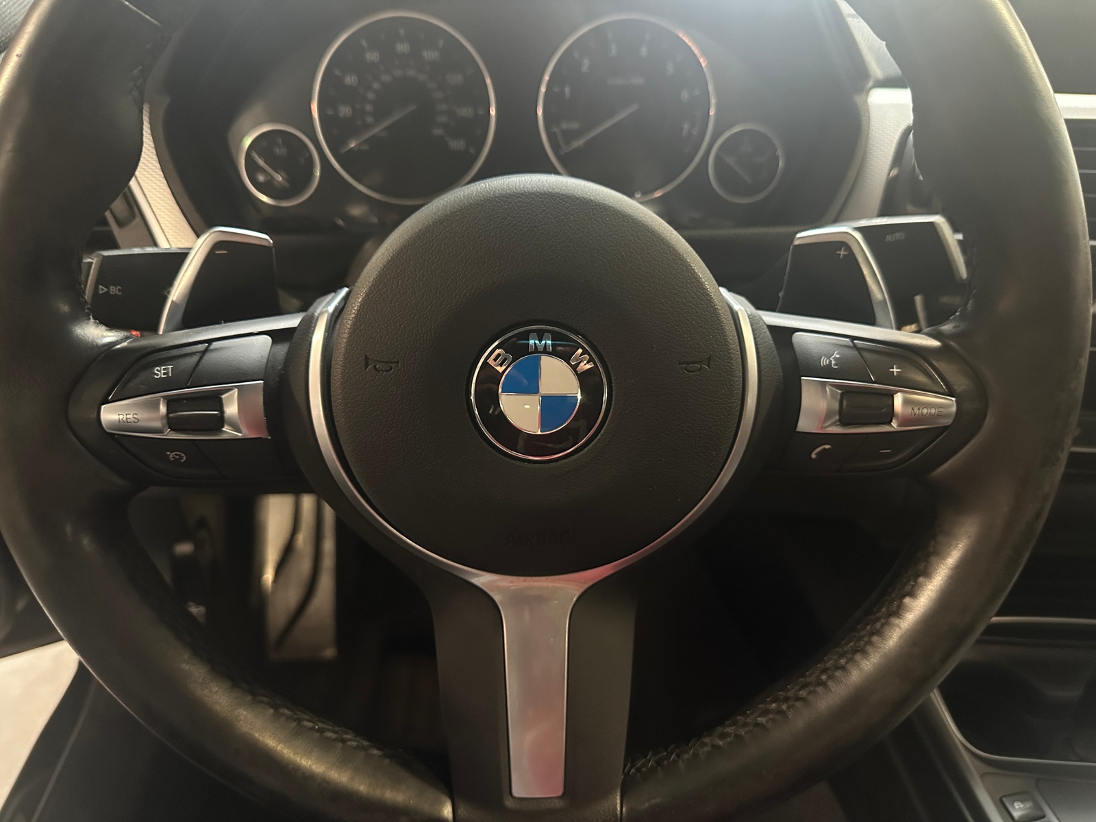 Thumbnail: 2018 BMW 3 Series - 4