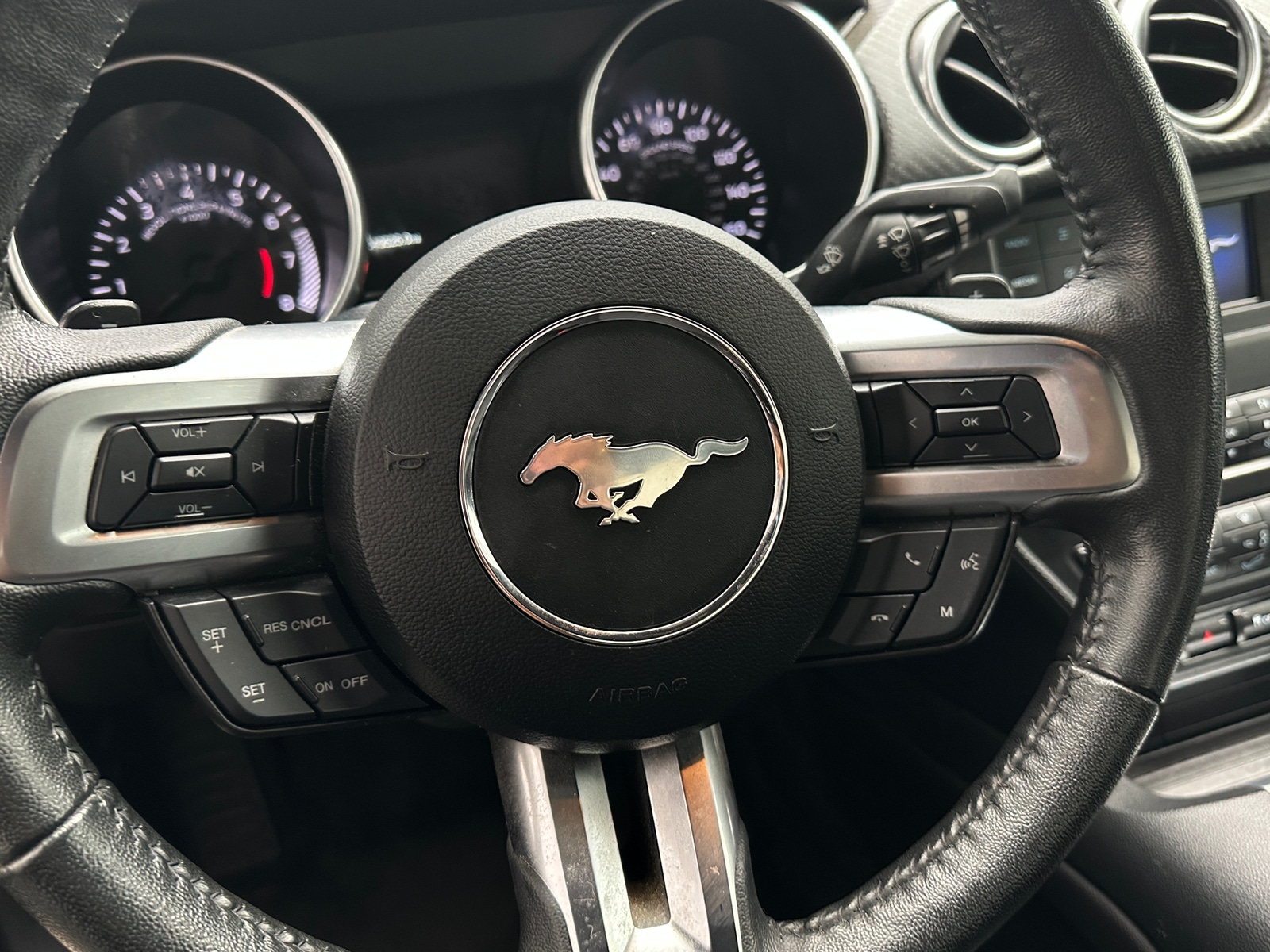 Thumbnail: 2019 Ford Mustang - 4