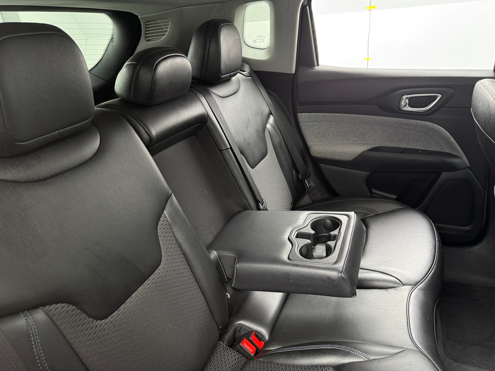 Thumbnail: 2022 Jeep Compass - 5