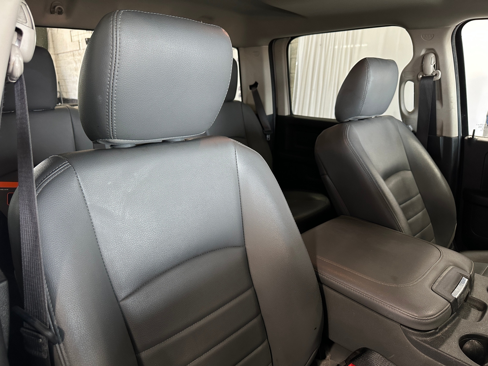 Thumbnail: 2019 RAM 1500 Classic - 2