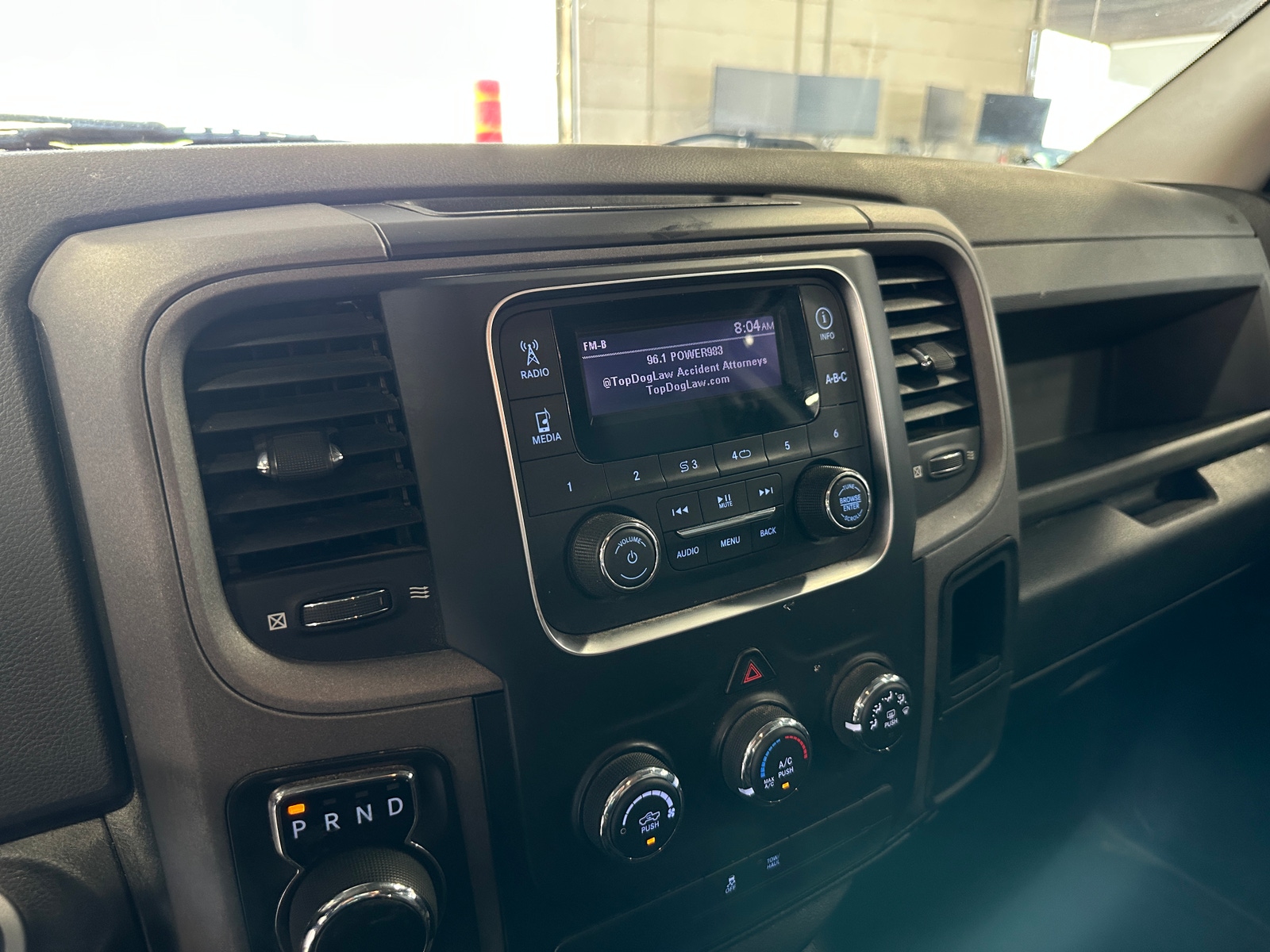 Thumbnail: 2019 RAM 1500 Classic - 4