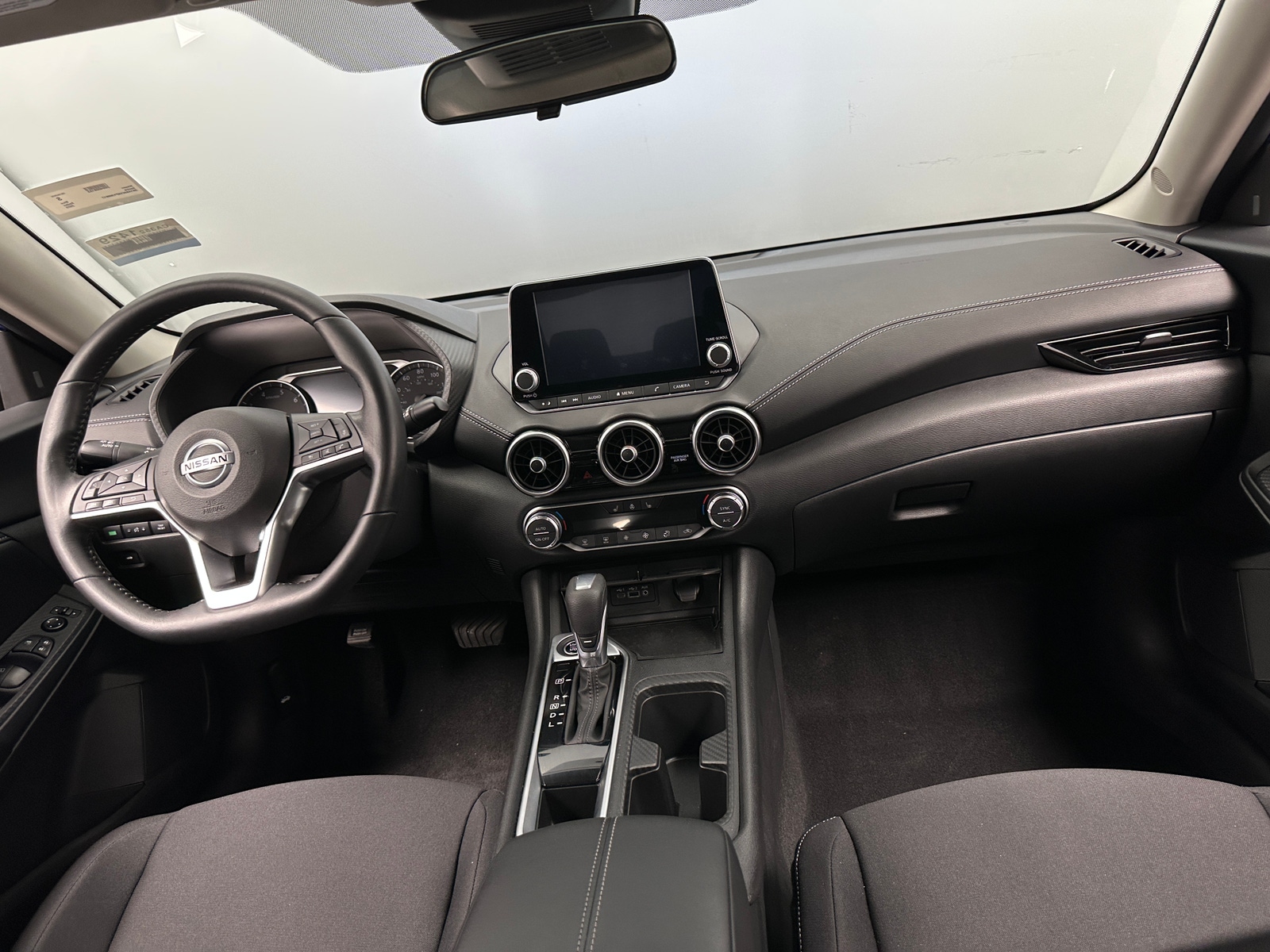Thumbnail: 2023 Nissan Sentra - 3
