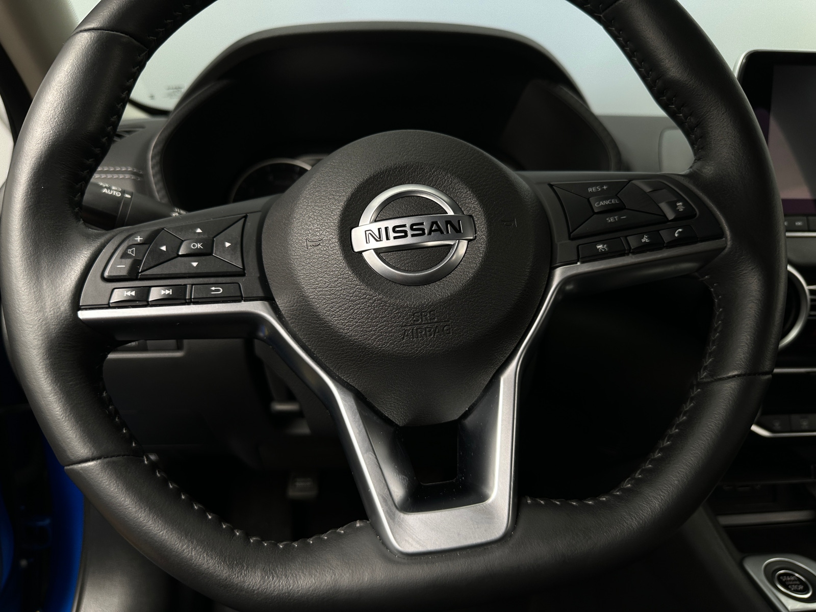 Thumbnail: 2023 Nissan Sentra - 5