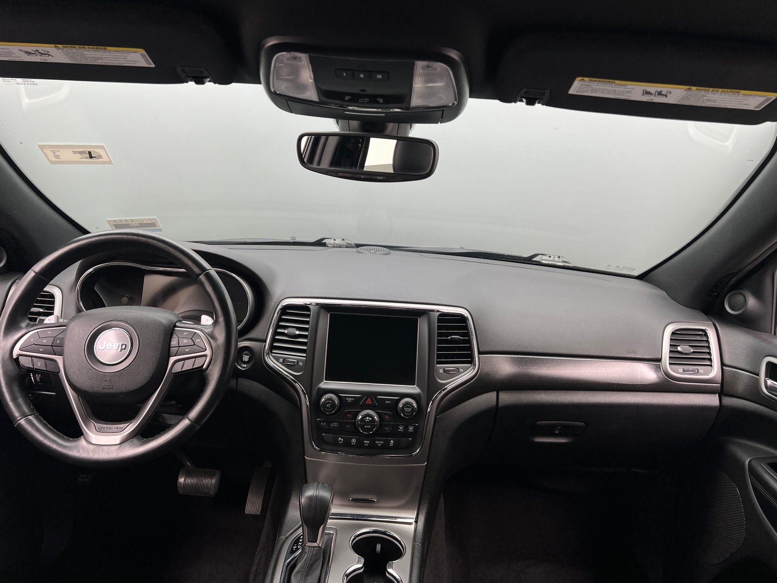 Thumbnail: 2017 Jeep Grand Cherokee - 2