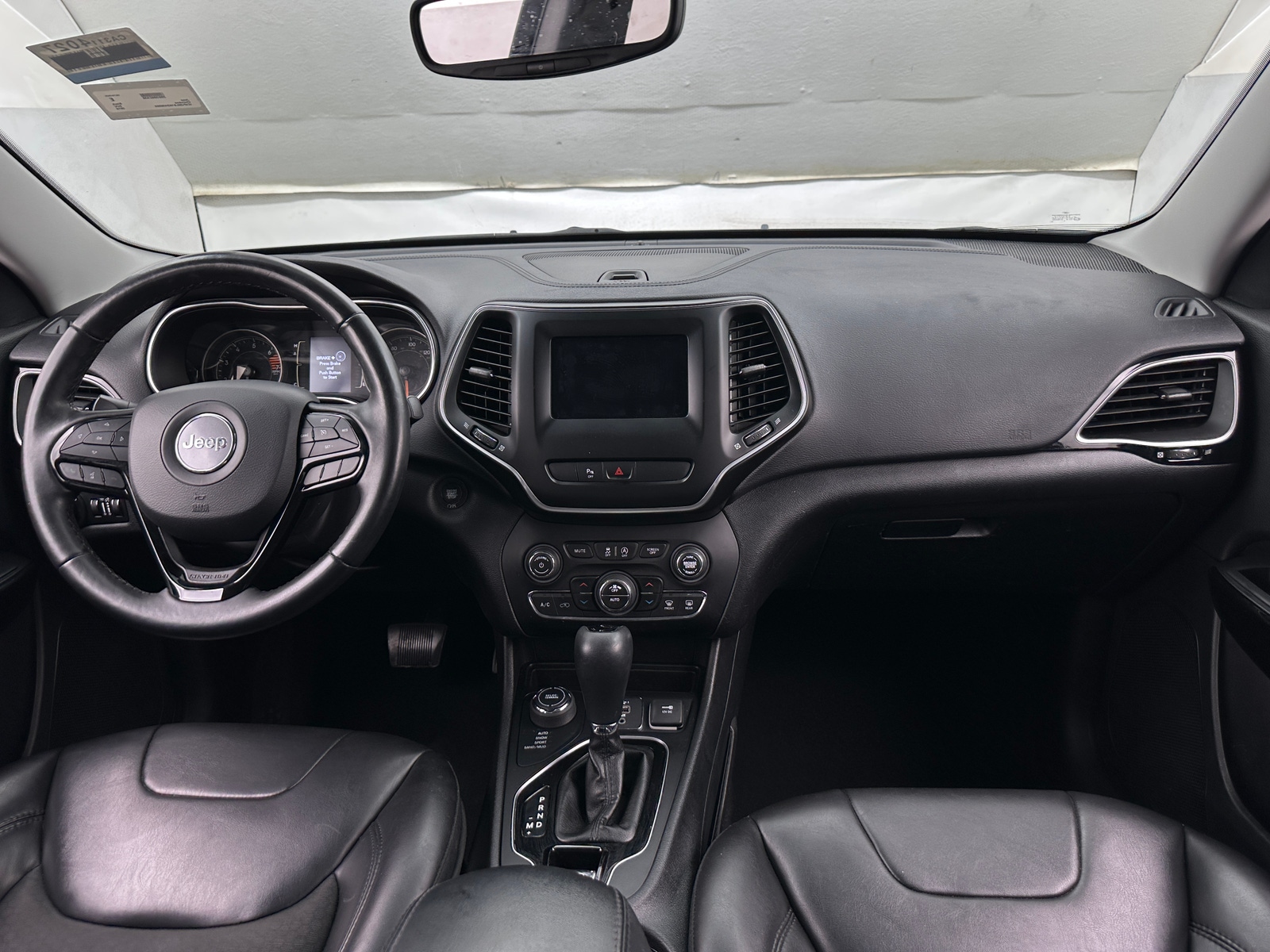 Thumbnail: 2019 Jeep Cherokee - 3