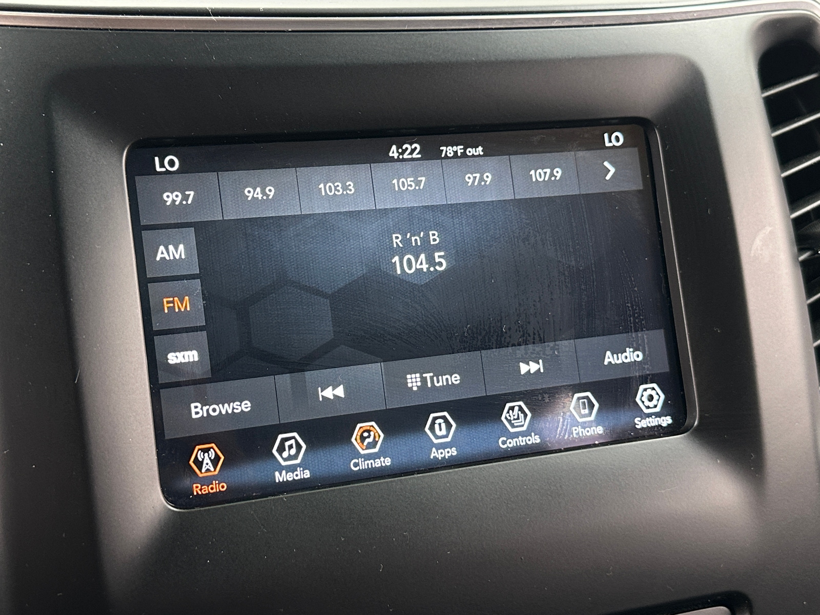 Thumbnail: 2019 Jeep Cherokee - 4