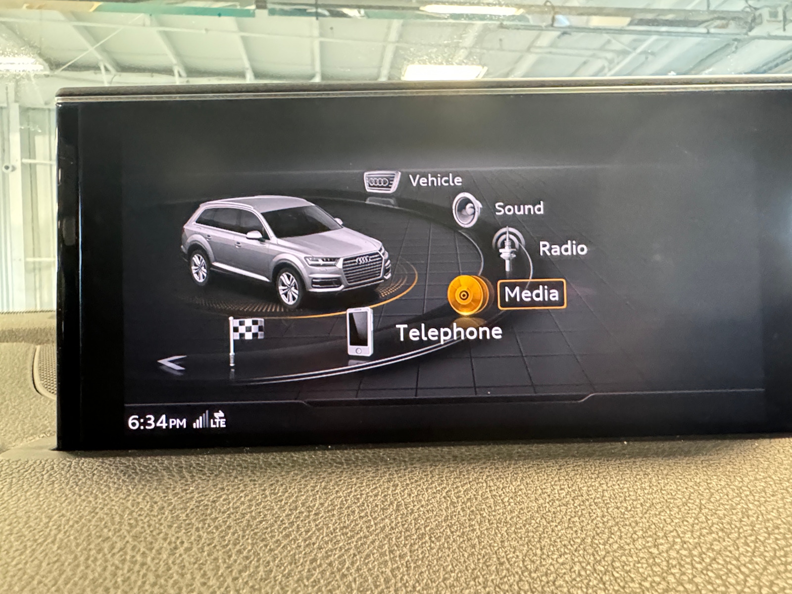 Thumbnail: 2017 Audi Q7 - 3