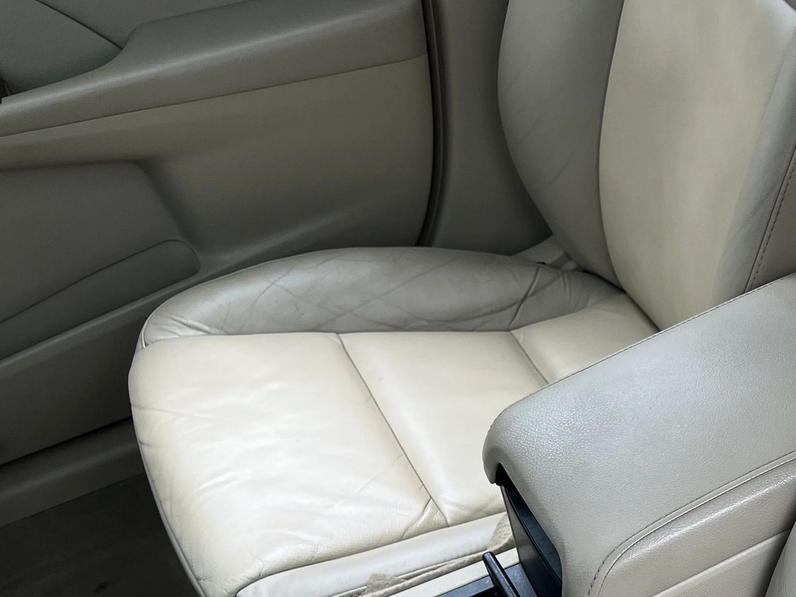 Thumbnail: 2012 Toyota Camry - 2