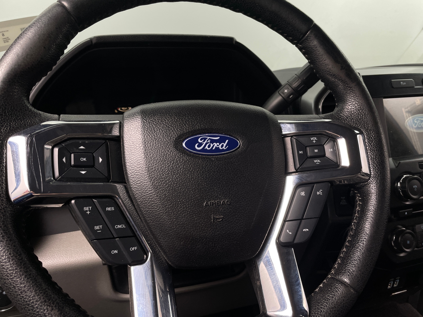 Thumbnail: 2016 Ford Econoline - 5
