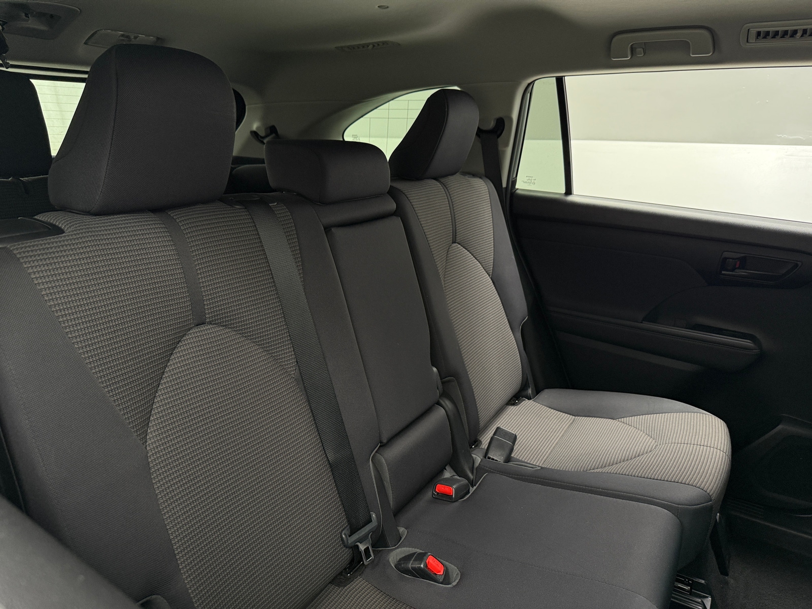 Thumbnail: 2020 Toyota Highlander - 6