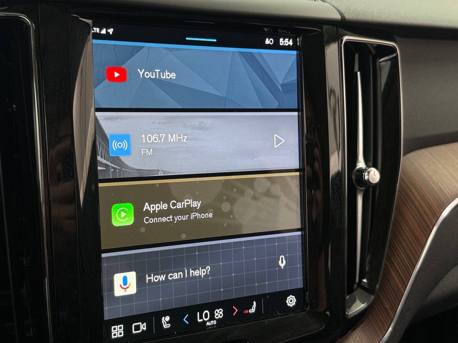 Thumbnail: 2024 Volvo XC60 - 3
