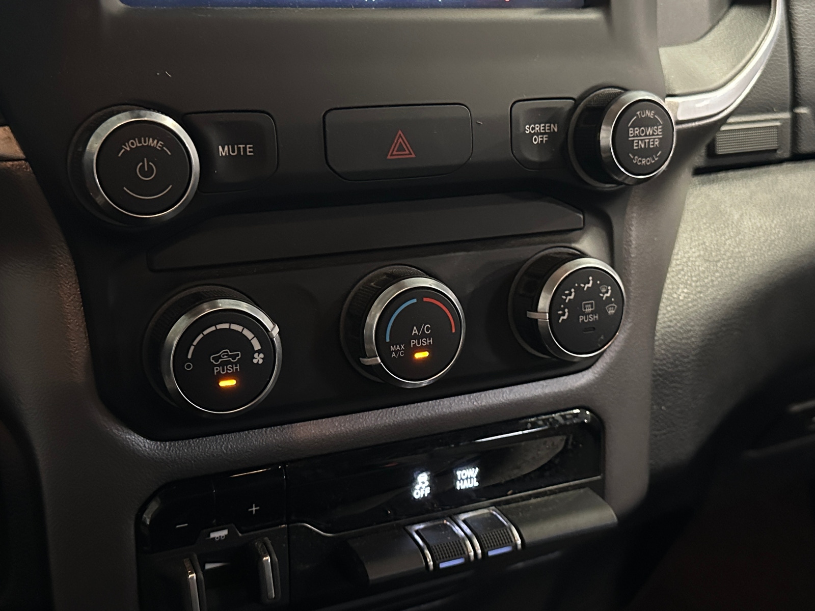 Thumbnail: 2019 RAM 1500 - 4