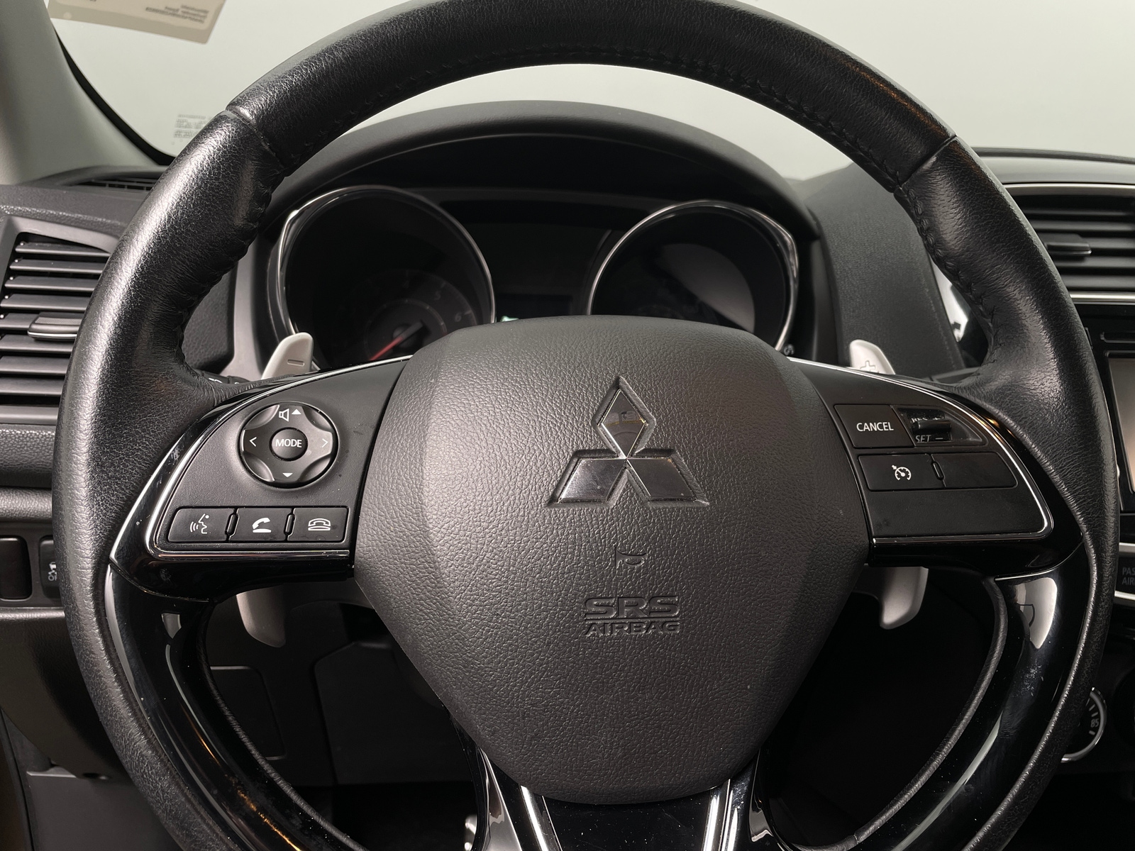 Thumbnail: 2017 Mitsubishi Outlander Sport - 4