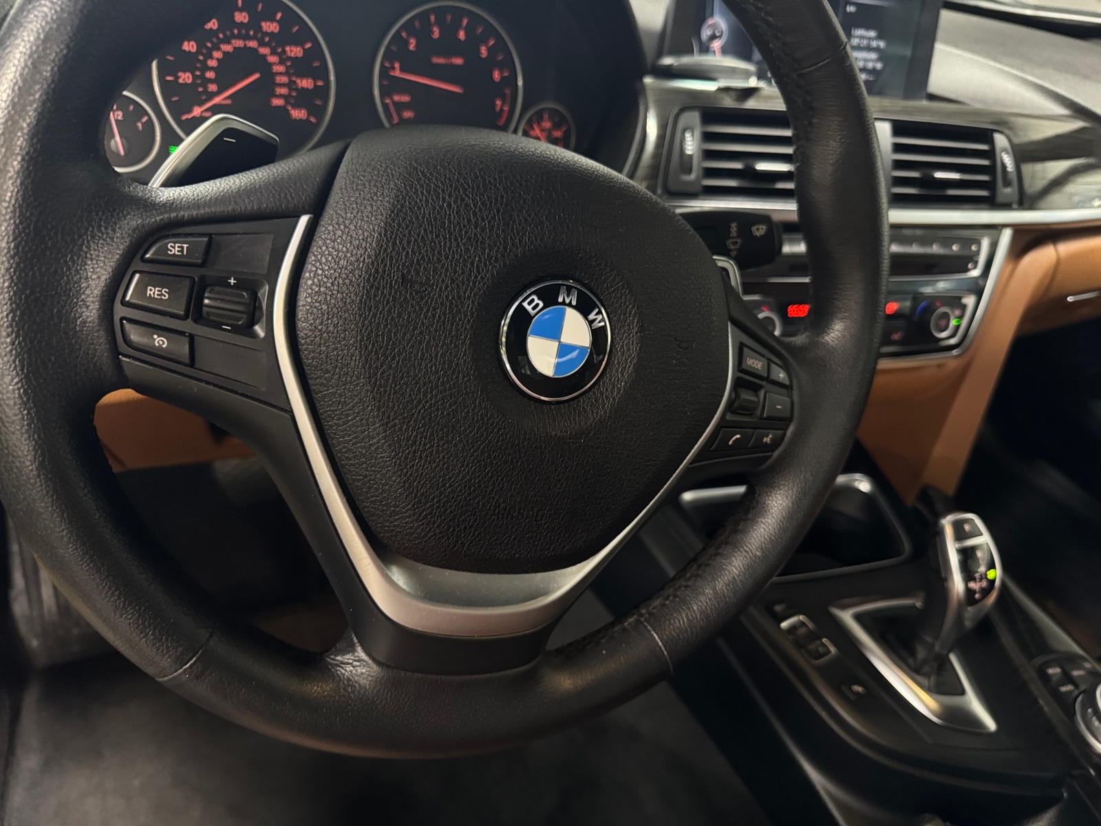 Thumbnail: 2015 BMW 4 Series - 4