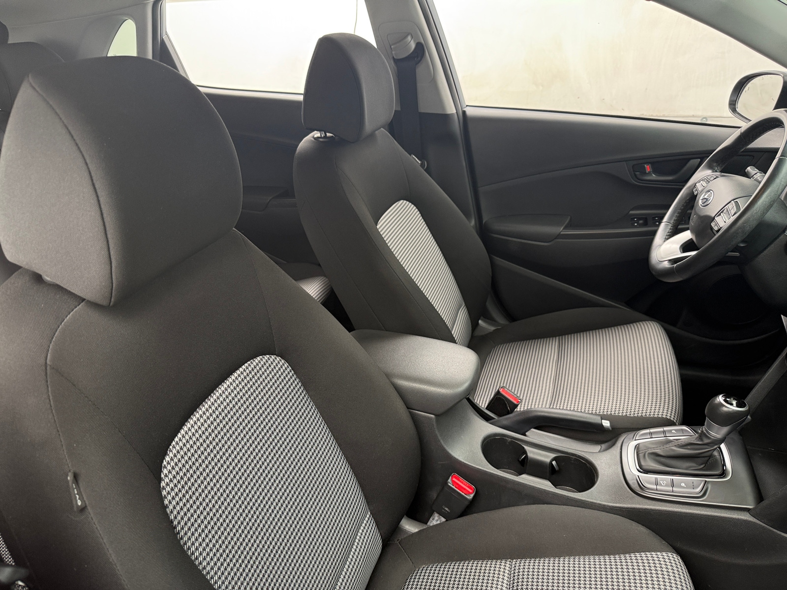 Thumbnail: 2020 Hyundai Kona - 2