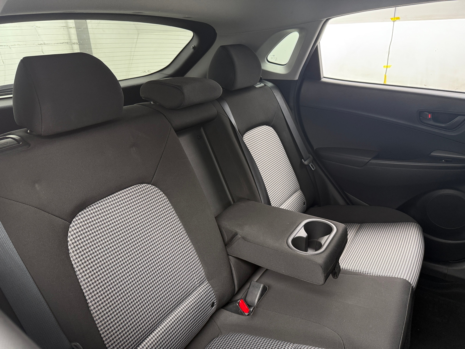 Thumbnail: 2020 Hyundai Kona - 6
