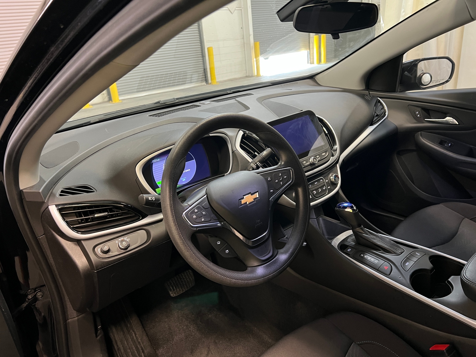 Thumbnail: 2019 Chevrolet Volt - 3
