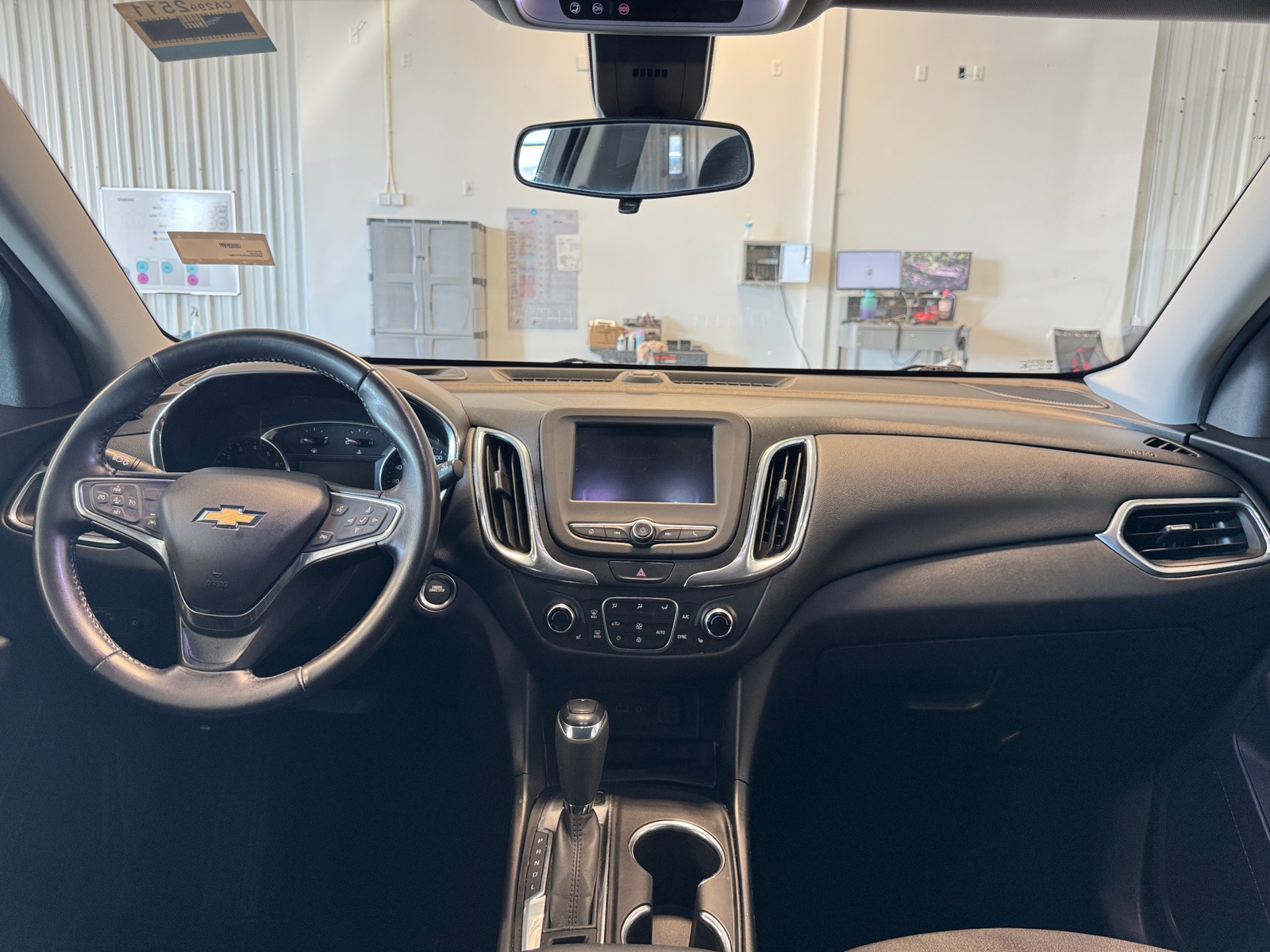 Thumbnail: 2020 Chevrolet Equinox - 3