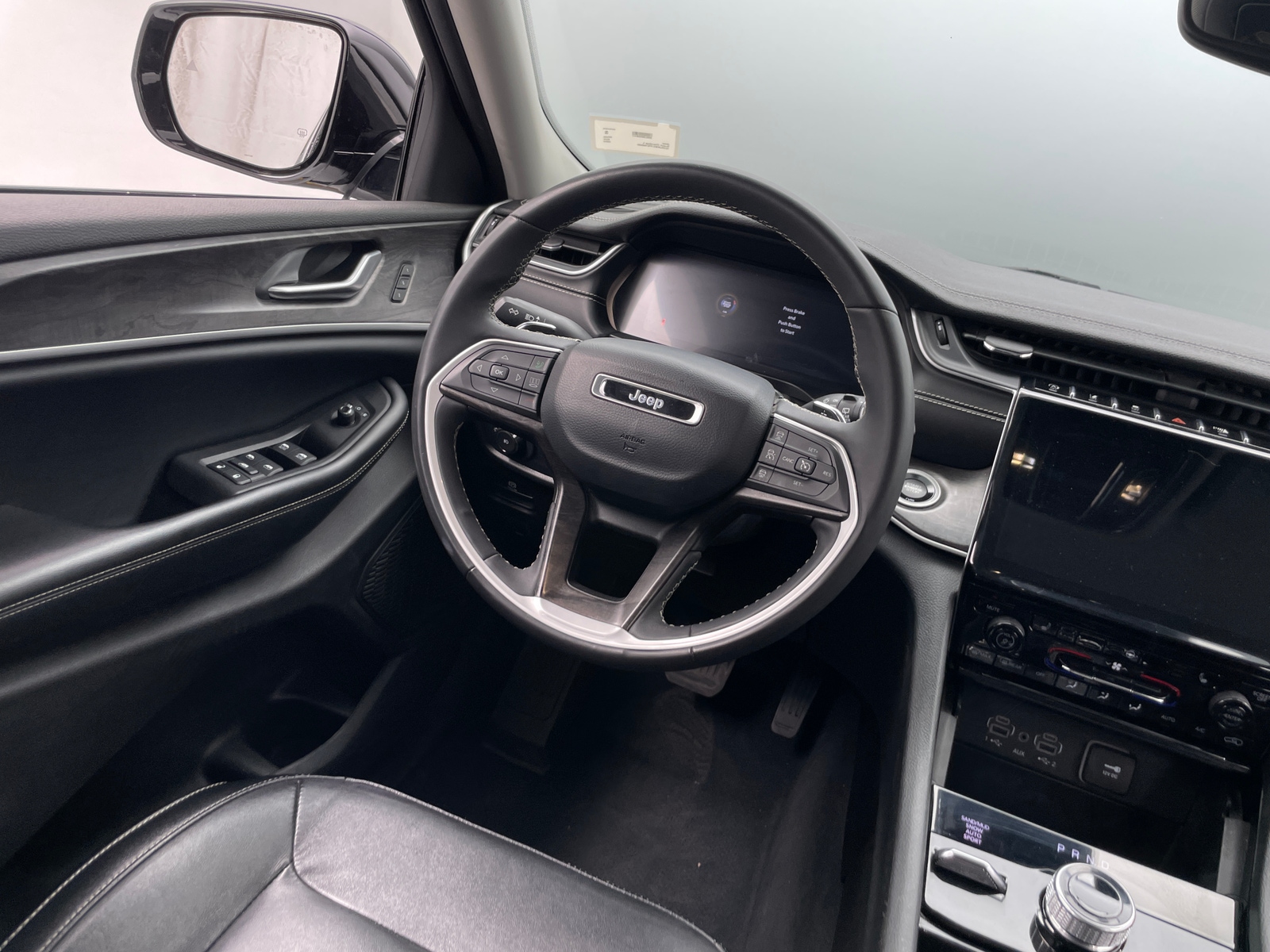 Thumbnail: 2023 Jeep Grand Cherokee L - 4
