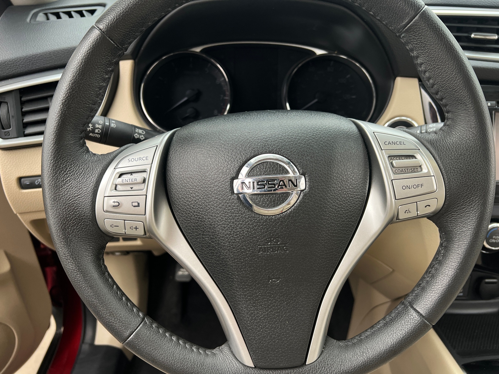 Thumbnail: 2016 Nissan Rogue - 4