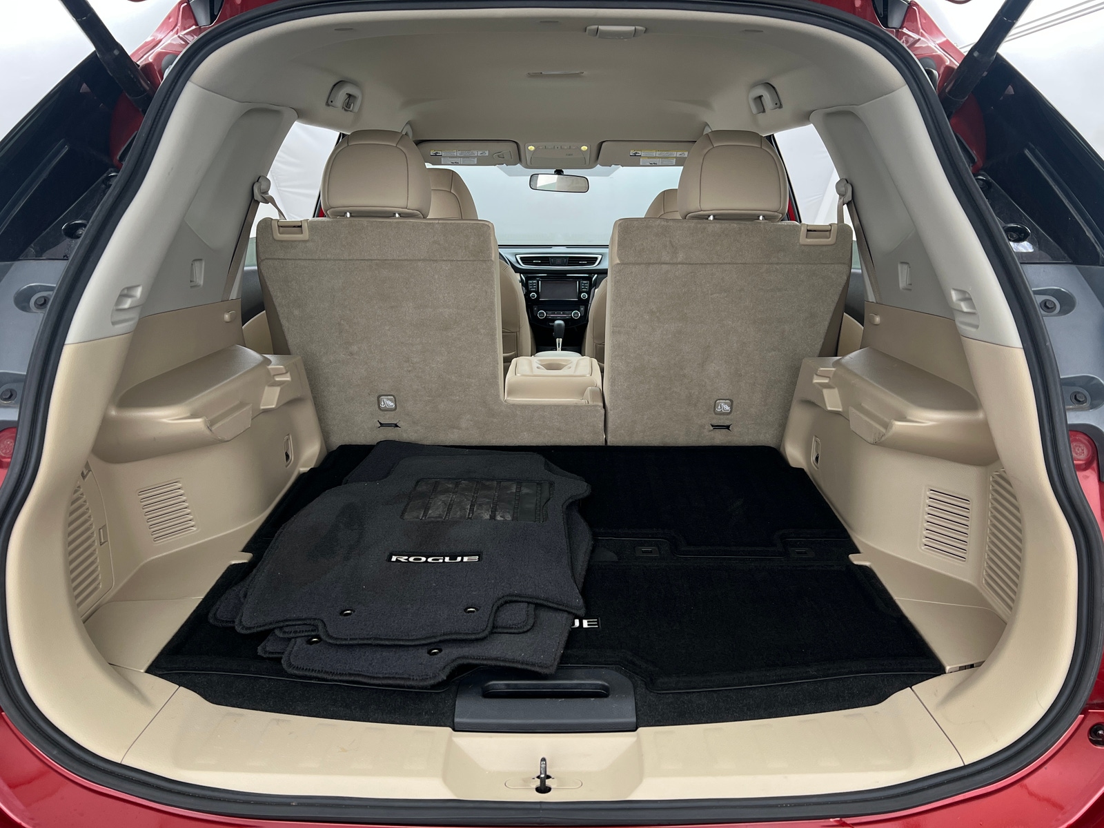 Thumbnail: 2016 Nissan Rogue - 6