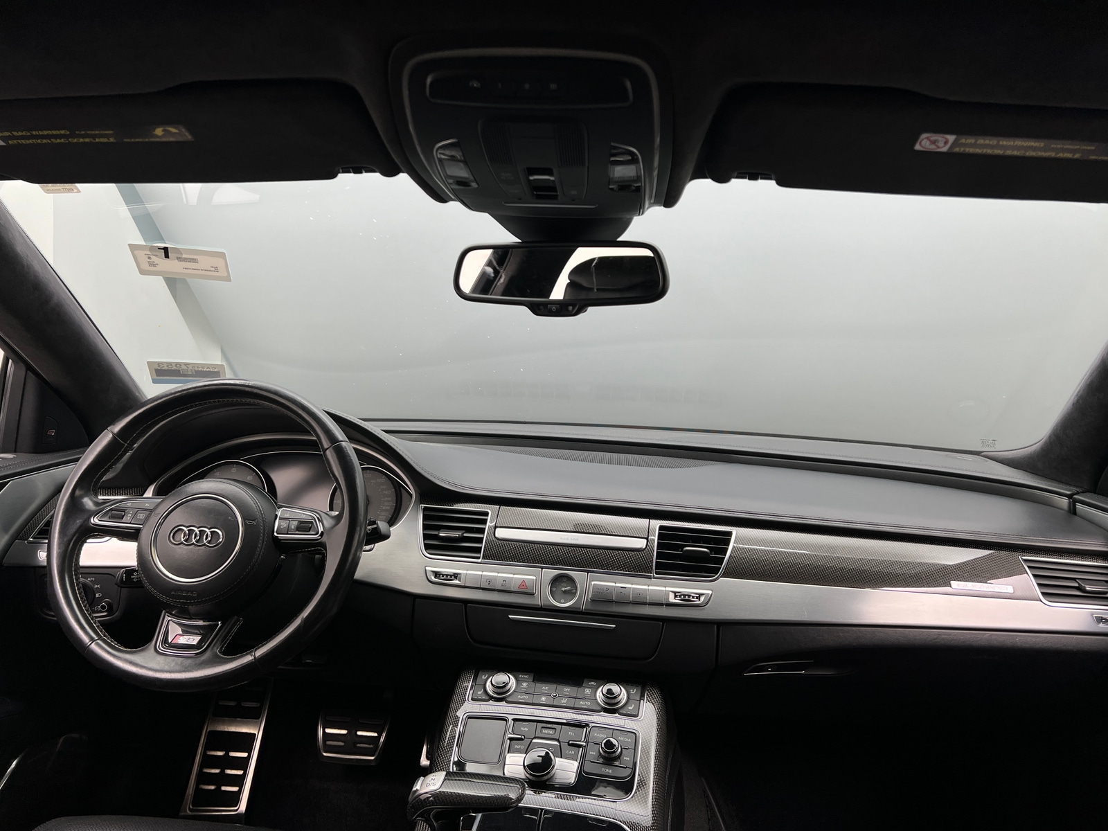 Thumbnail: 2013 Audi S8 - 2