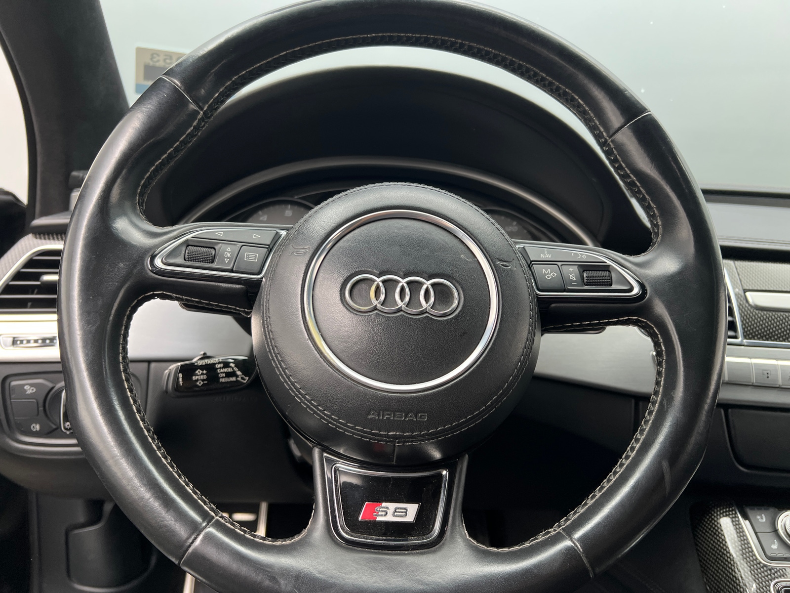 Thumbnail: 2013 Audi S8 - 4