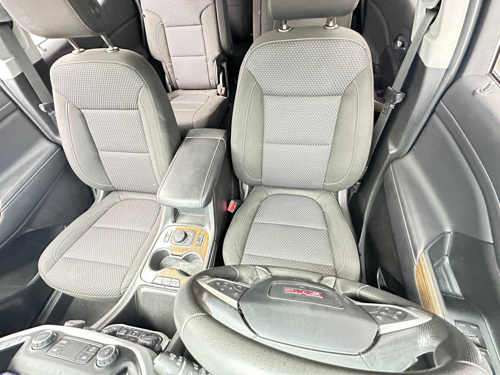 Thumbnail: 2023 GMC Acadia - 2