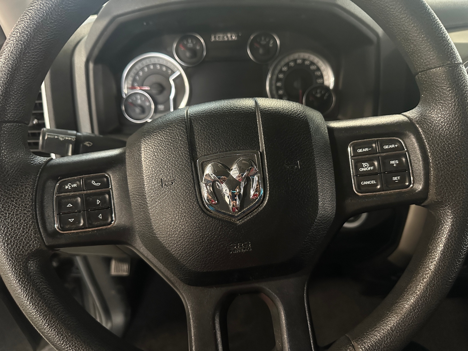 Thumbnail: 2019 RAM 1500 Classic - 5