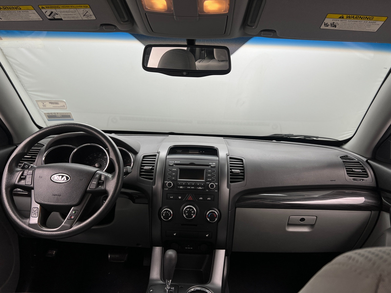Thumbnail: 2012 Kia Sorento - 3