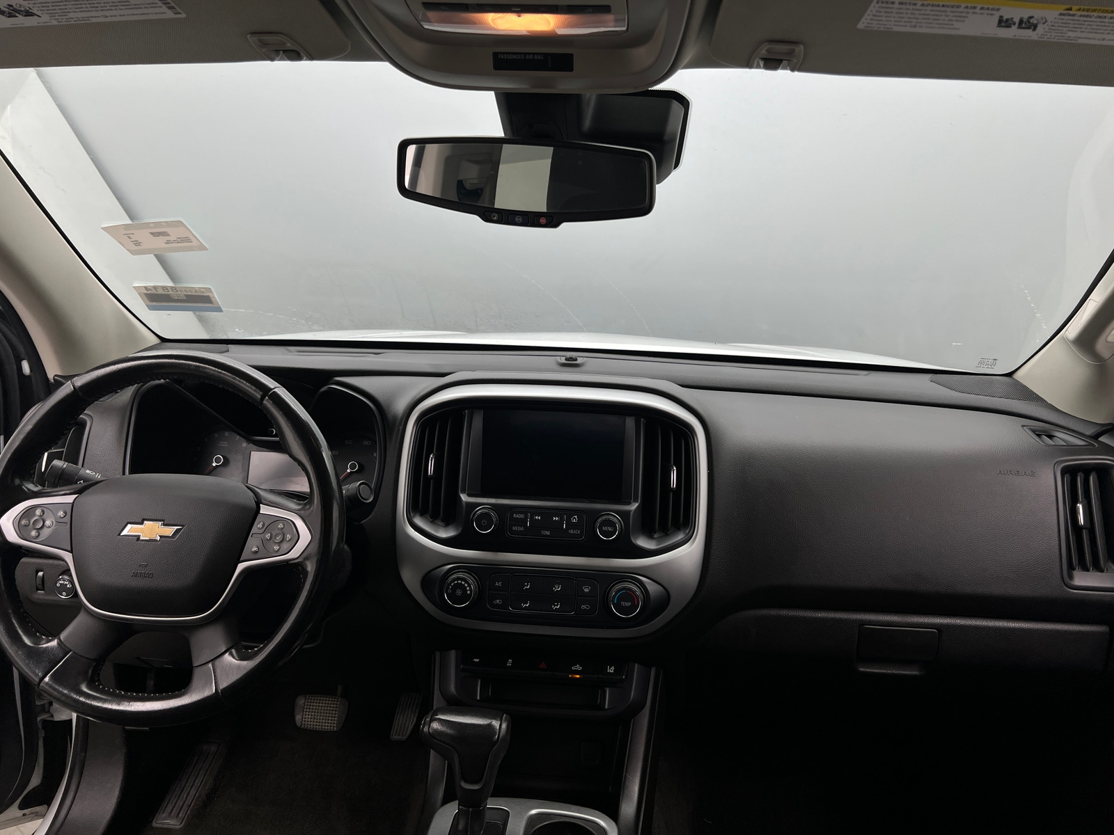 Thumbnail: 2018 Chevrolet Colorado - 3