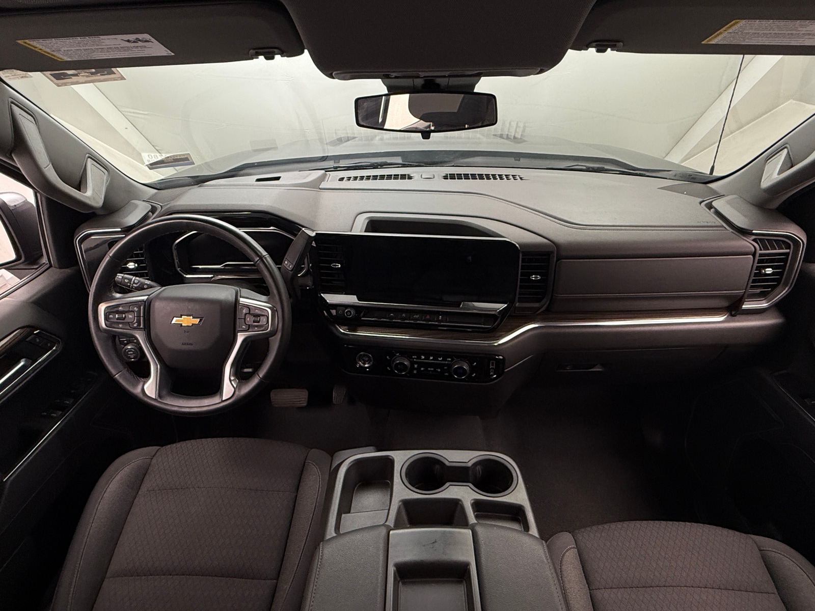 Thumbnail: 2023 Chevrolet Silverado 1500 - 3