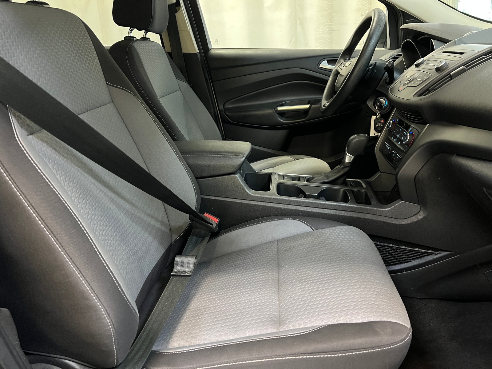 Thumbnail: 2017 Ford Escape - 2