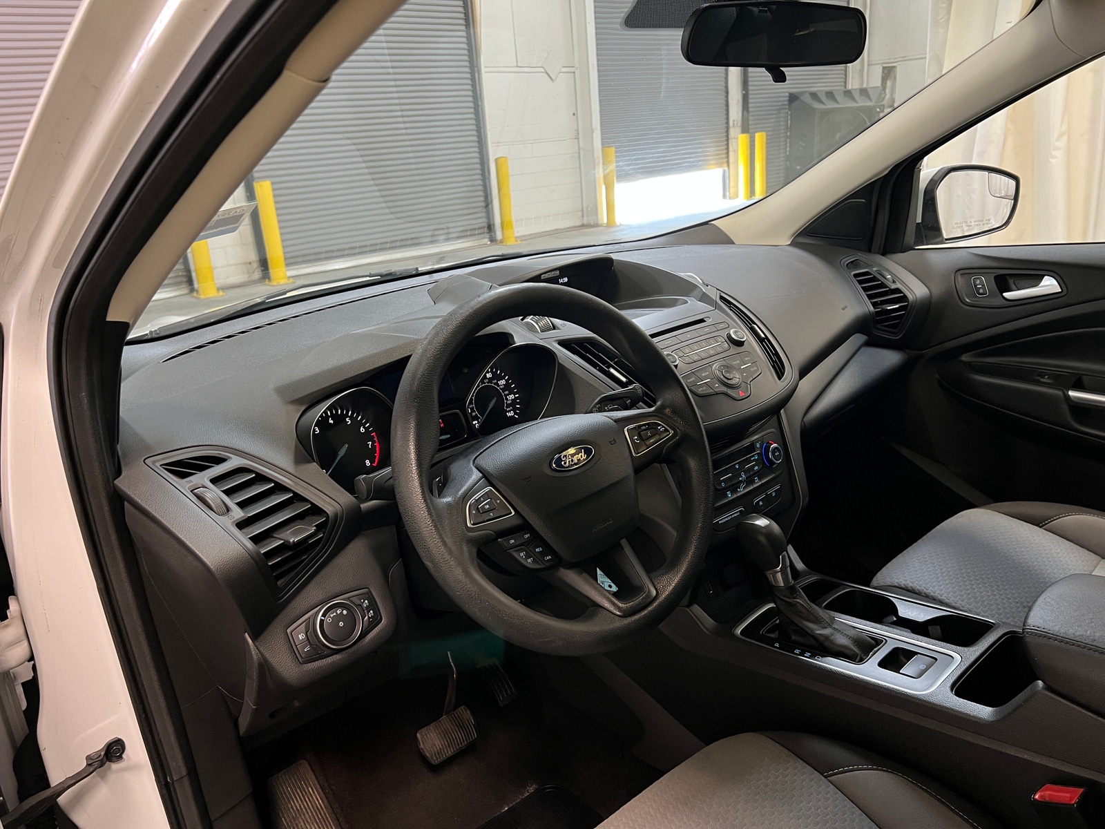 Thumbnail: 2017 Ford Escape - 3