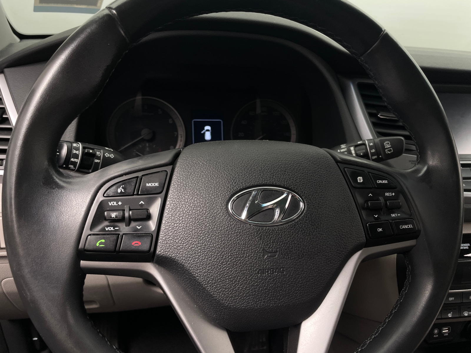Thumbnail: 2018 Hyundai Tucson - 5