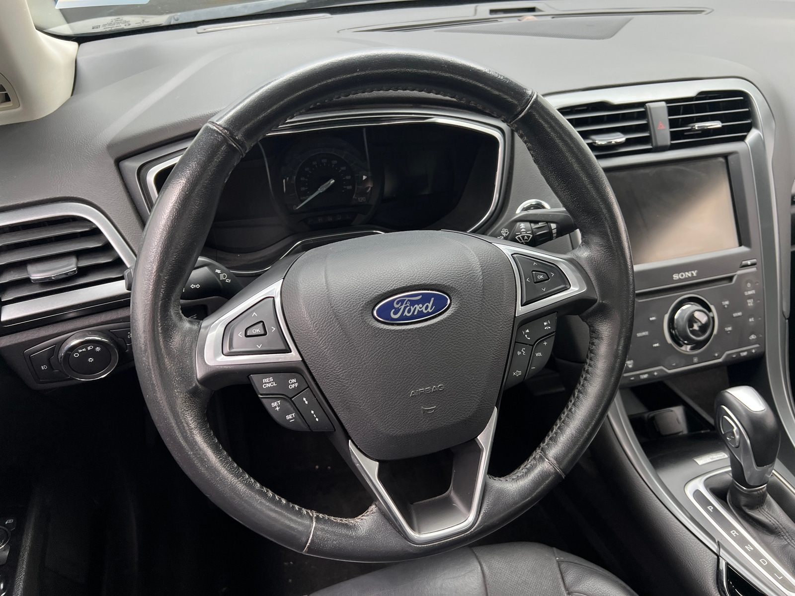 Thumbnail: 2013 Ford Fusion - 4