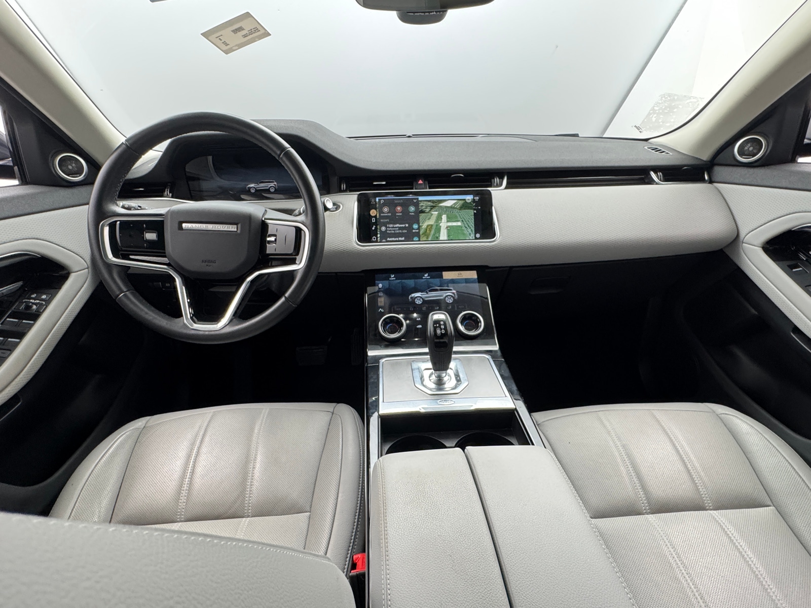Thumbnail: 2023 Land Rover Range Rover Evoque - 2