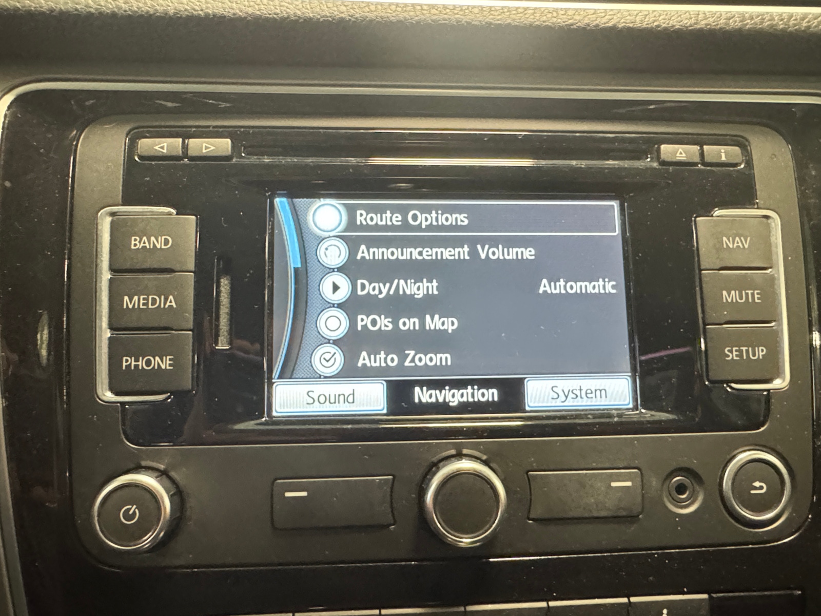 Thumbnail: 2015 Volkswagen Passat - 3