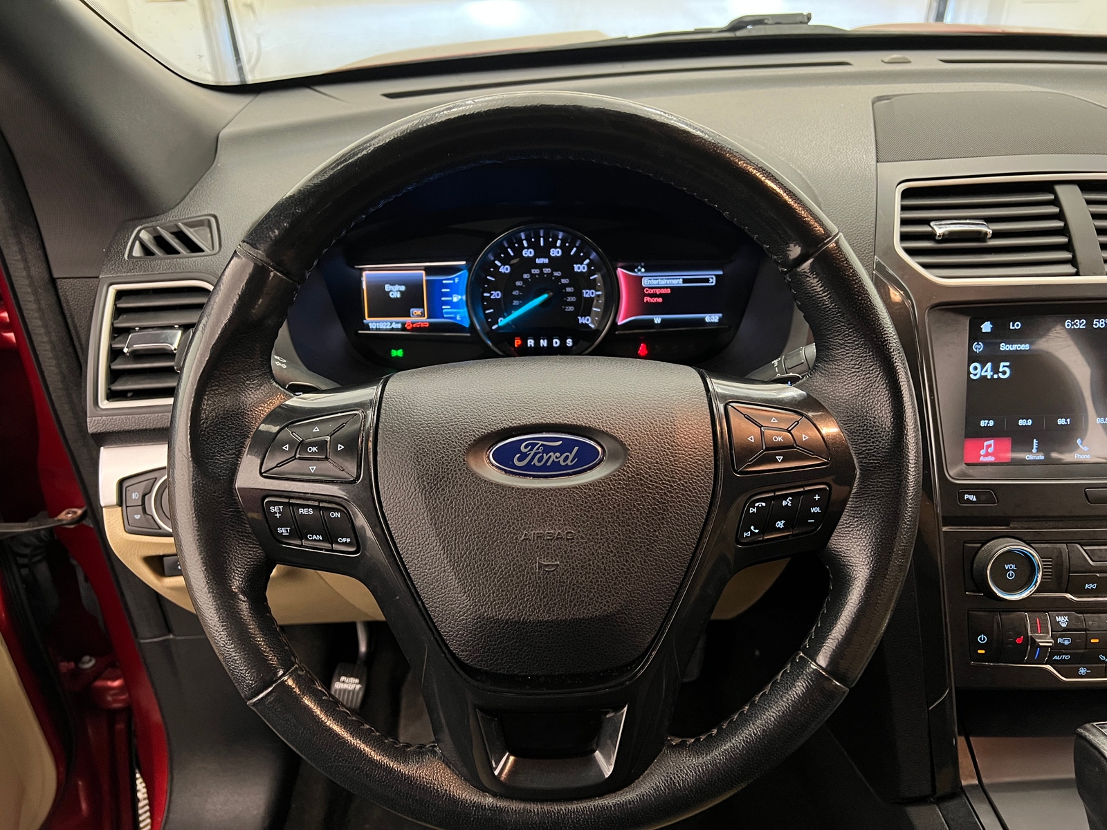 Thumbnail: 2017 Ford Explorer - 5
