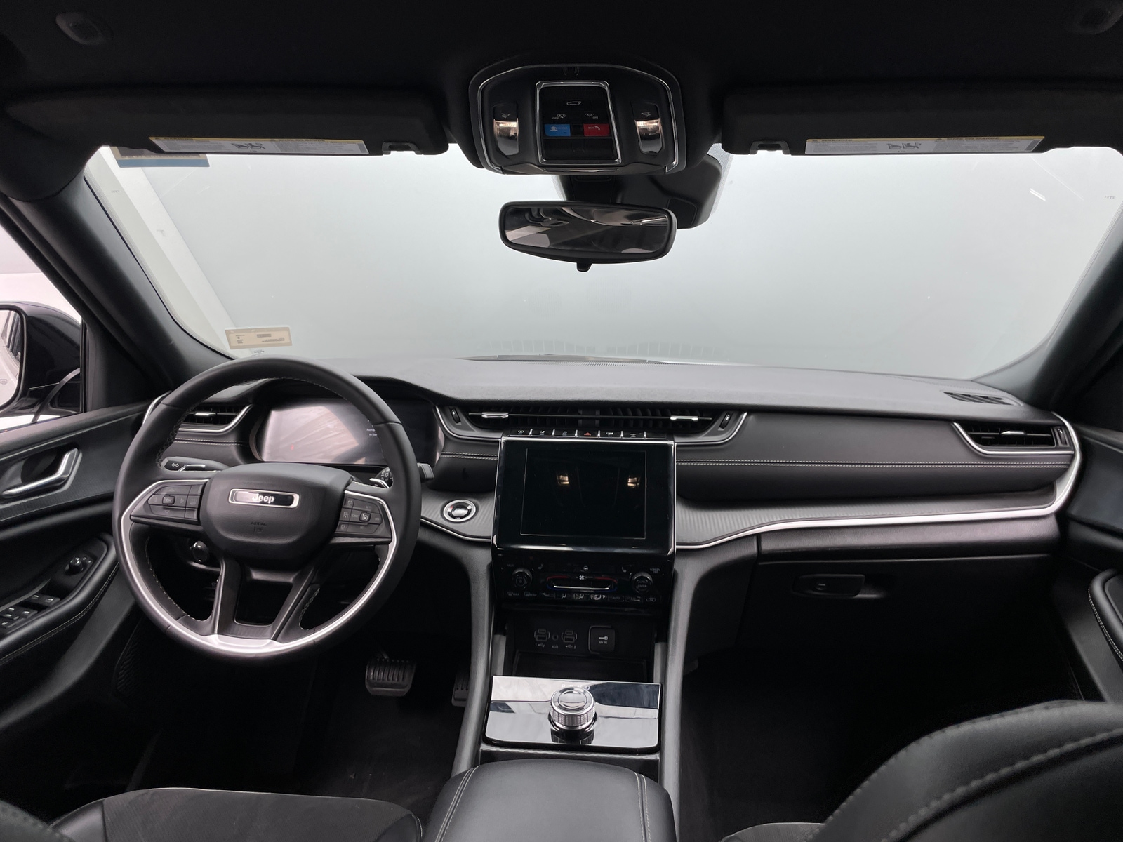 Thumbnail: 2024 Jeep Grand Cherokee L - 2