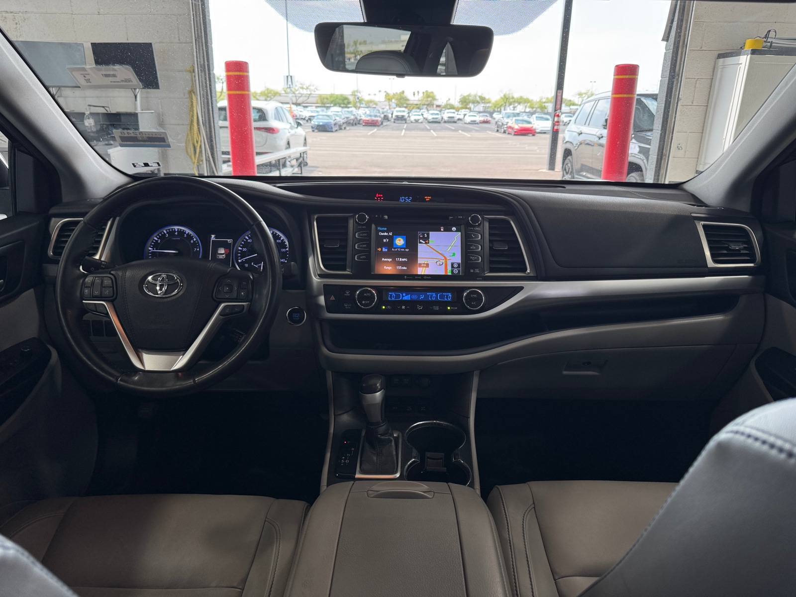 Thumbnail: 2018 Toyota Highlander - 2
