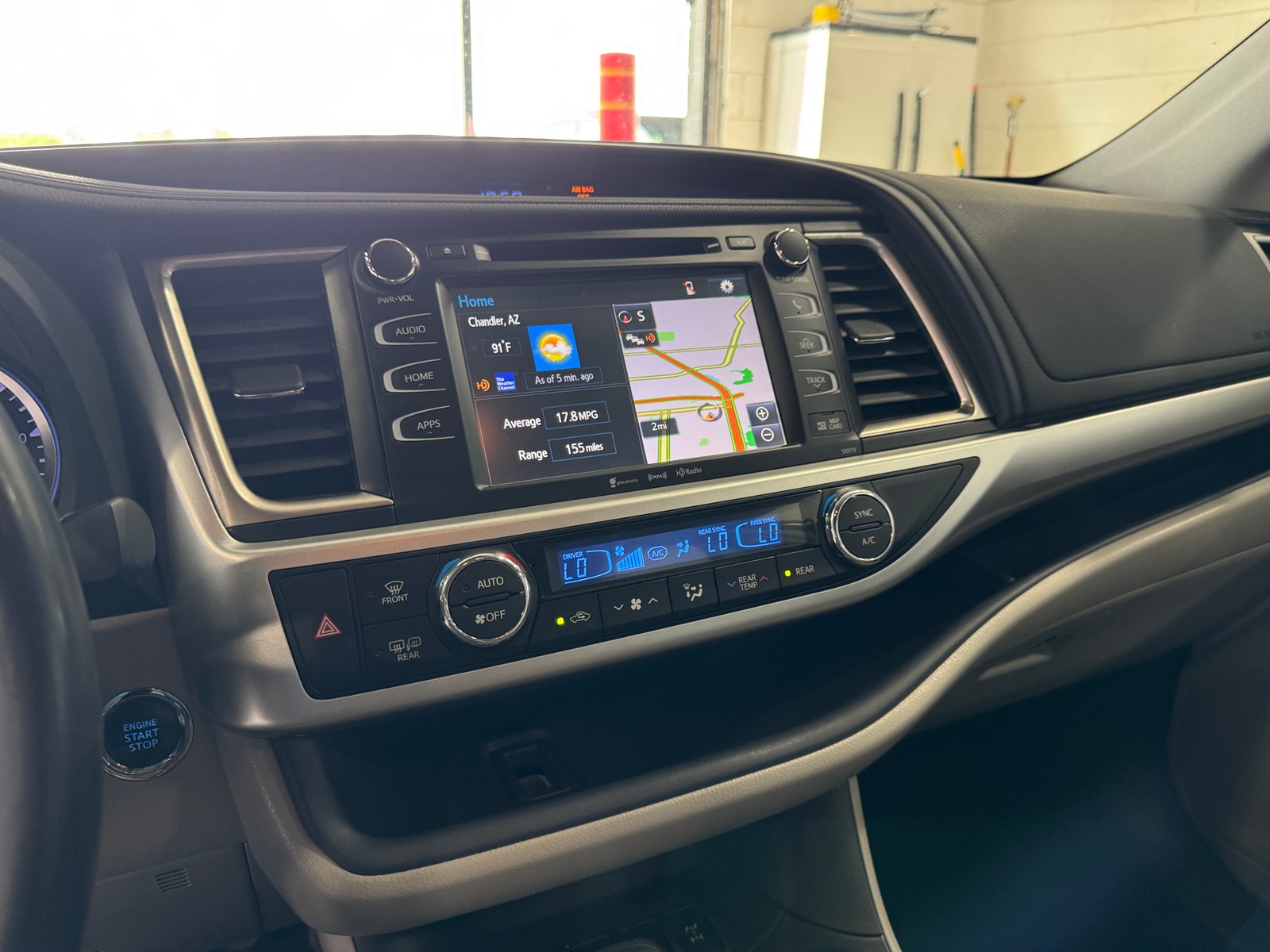 Thumbnail: 2018 Toyota Highlander - 3
